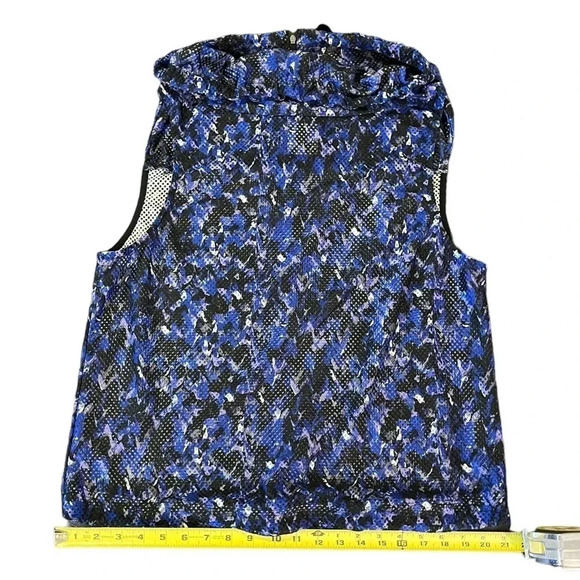 Fabletics X Demi Lovato Women's Damara Mesh Vest - Picture 8 of 10